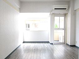 メゾン南平 B305 3階ワンルームのリビング/ダイニング