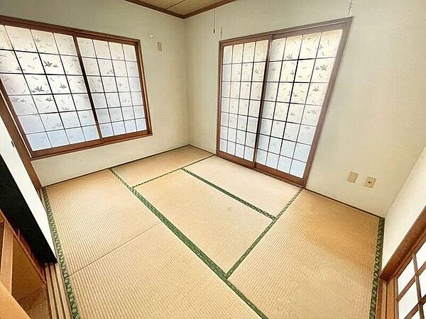 やすらぎを感じる6帖の和室