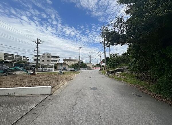 前面道路含む現地写真