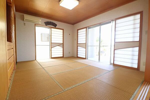 和室10帖
