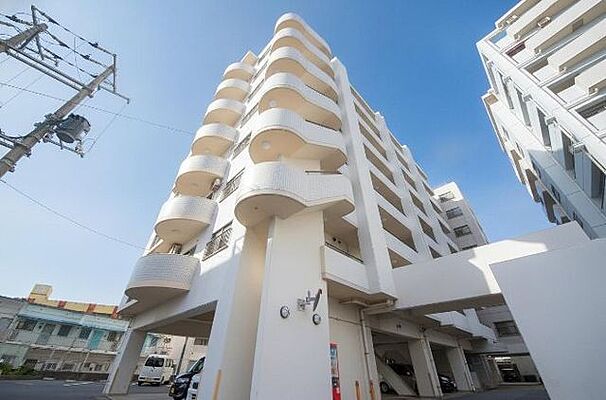外観 ラフィーネヌーベル屋富祖 6階/-