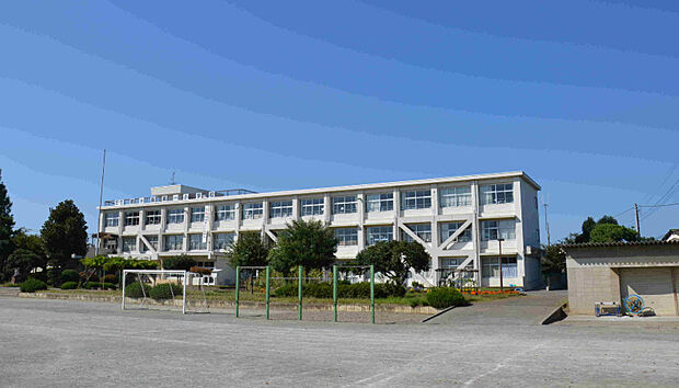 【小学校】鶴ケ島市立第一小学校まで195ｍ