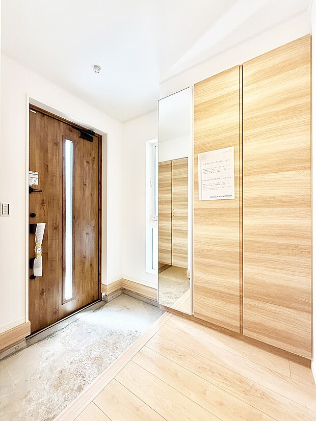 ■玄関はお家の顔！おしゃれな玄関でお客様をお迎え！