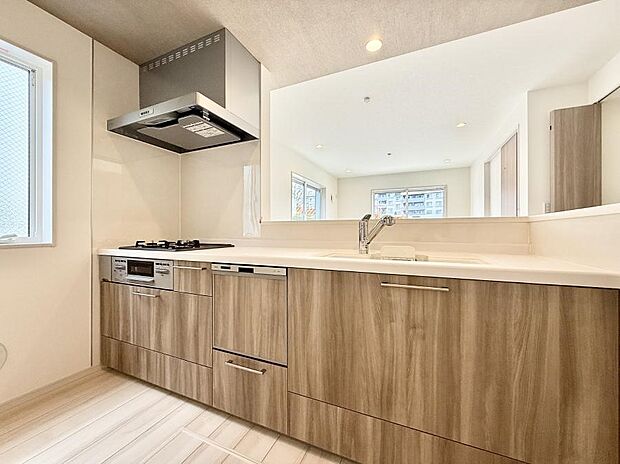 ■美味しい時間が生まれる、笑顔あふれるキッチン