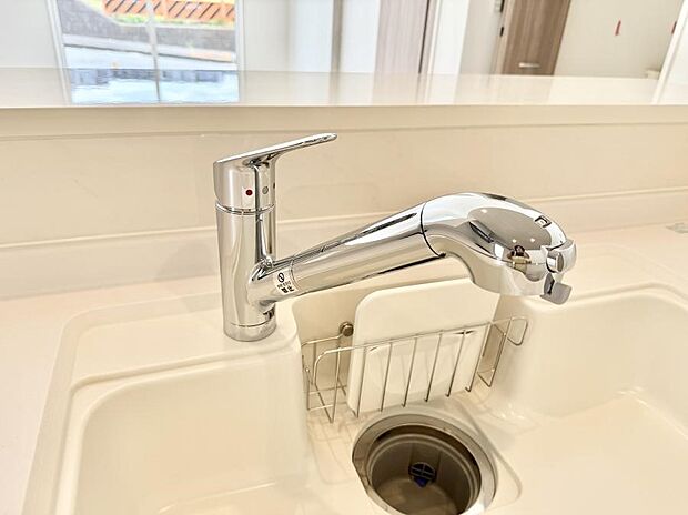 ■季節物など簡単に収納でき便利