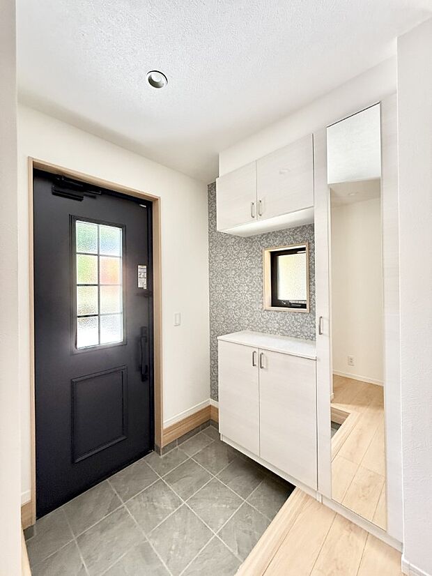 ■ シンプルで美しく、快適な暮らしの入り口