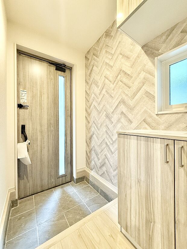 ■ 毎日を気持ちよく迎える、明るく温もりのある玄関