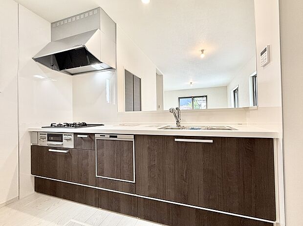 ■美味しい時間が生まれる、笑顔あふれるキッチン