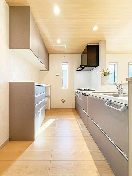■家族の絆を深める、温もりのあるキッチン
