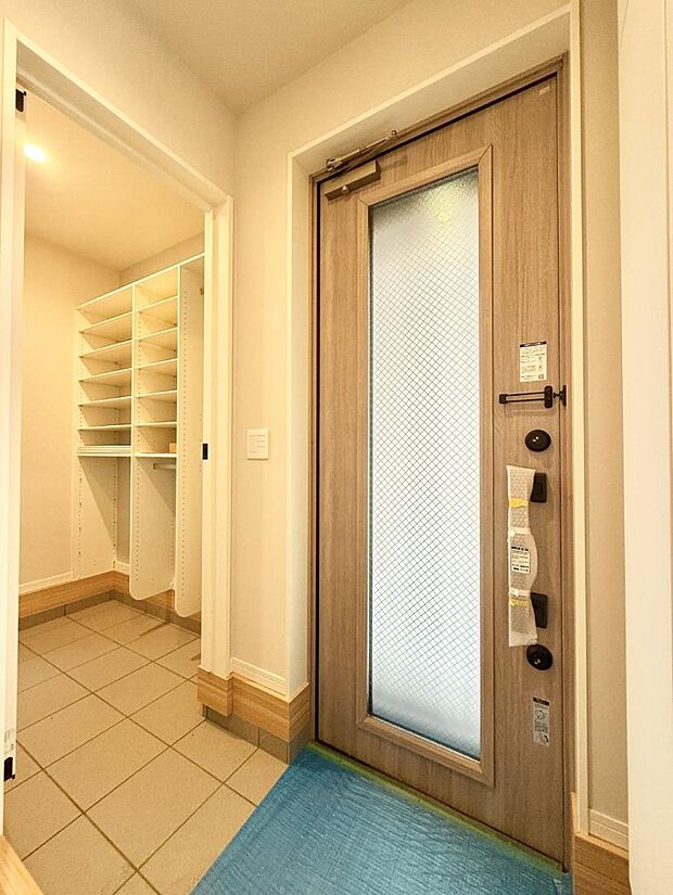 ■ シンプルで美しく、快適な暮らしの入り口