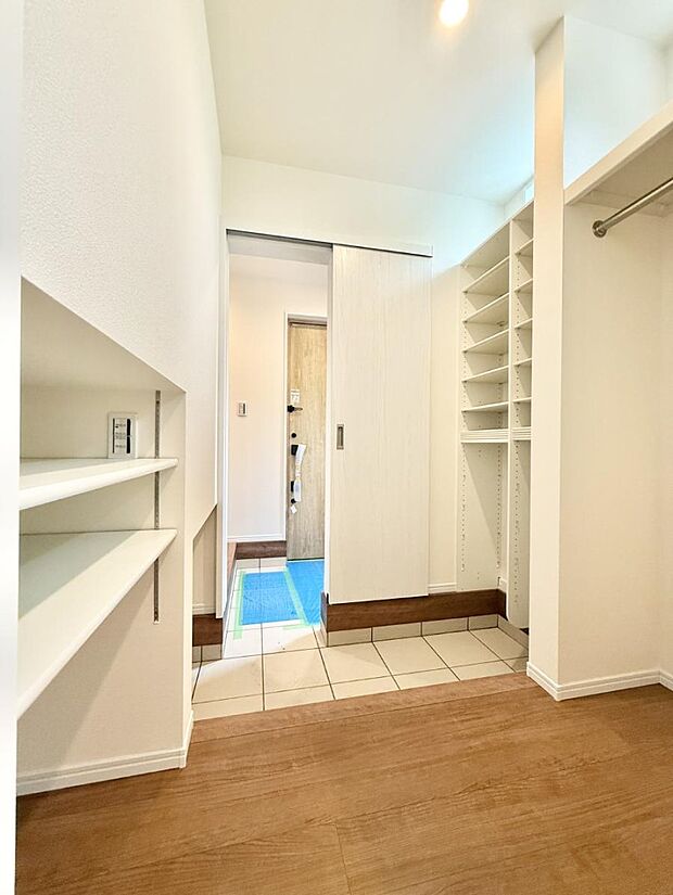 ■ ここから始まる一日、すっきり整った玄関