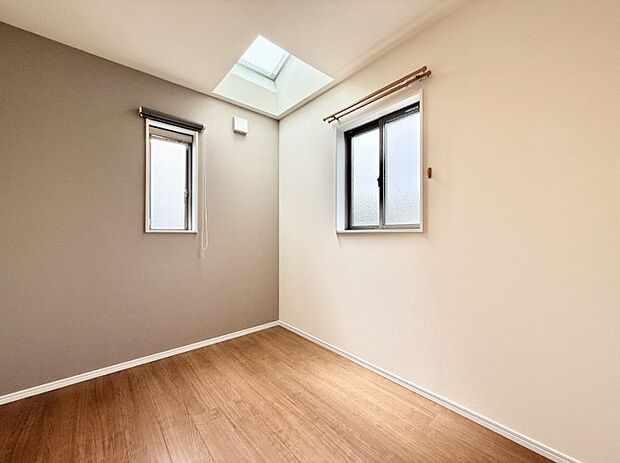 ■落ち着いた雰囲気のお部屋で心が安らぐ空間