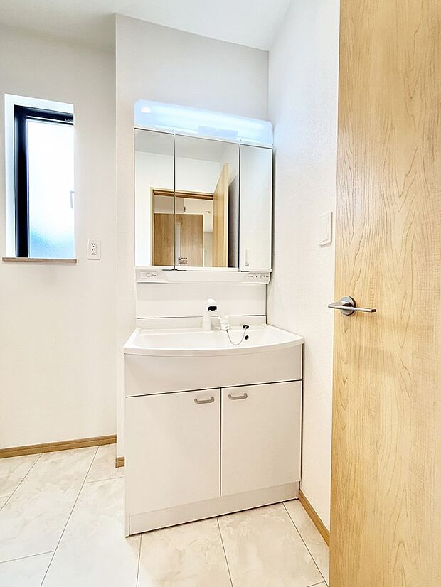 ■朝の準備がスムーズにできる広さです