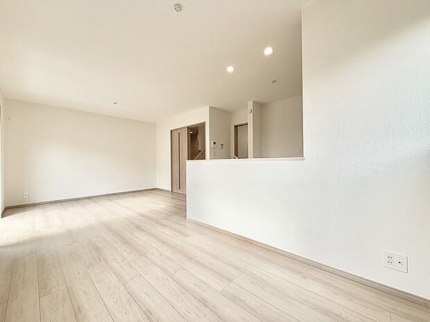 ■くつろぎと笑顔が集まる、心温まるリビング