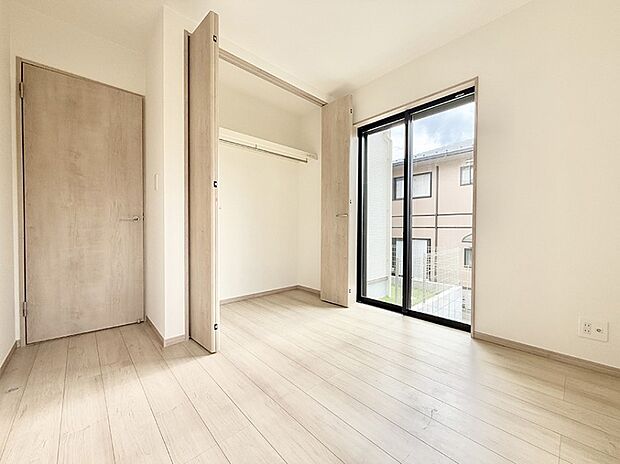 ■落ち着いた雰囲気のお部屋で心が安らぐ空間