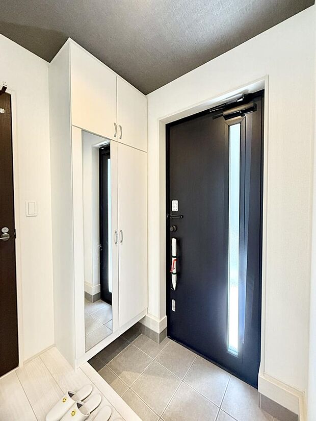 ■ ここから始まる一日、すっきり整った玄関