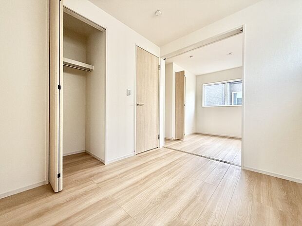 ■落ち着いた雰囲気のお部屋で心が安らぐ空間