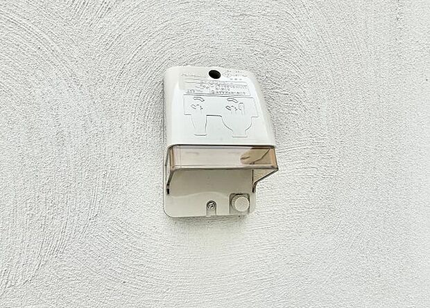 ■屋外に電源コンセントがあれば、高圧洗浄機で窓や外壁を掃除するなど便利です。