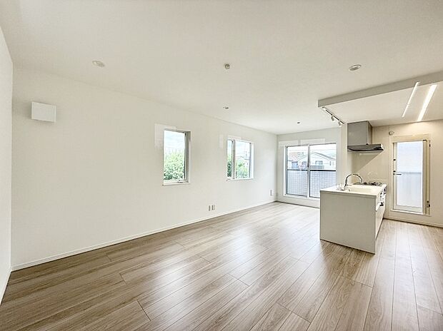 ■心落ち着く場所、ゆったり過ごせるリビング