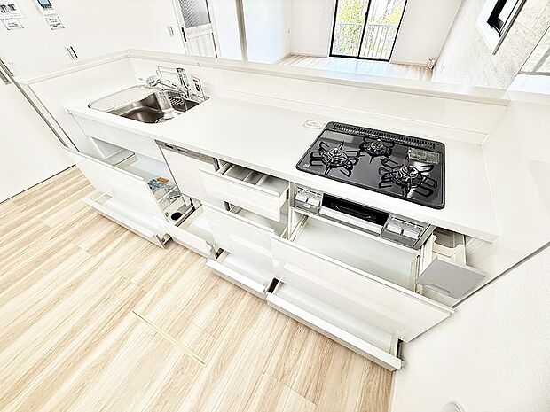 ■料理がもっと楽しくなる、快適なキッチン空間