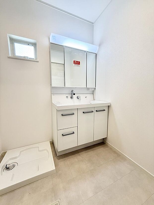 ■朝の準備がスムーズにできる広さです