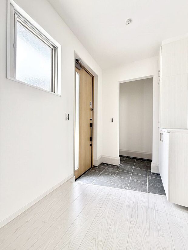 ■ シンプルで美しく、快適な暮らしの入り口