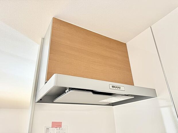 ■調理時の蒸気や匂いが換気扇に誘導され、効率的に排煙ができます。