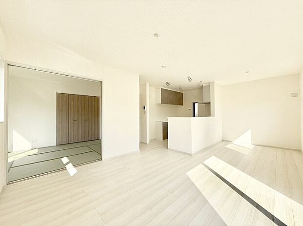 ■くつろぎと笑顔が集まる、心温まるリビング