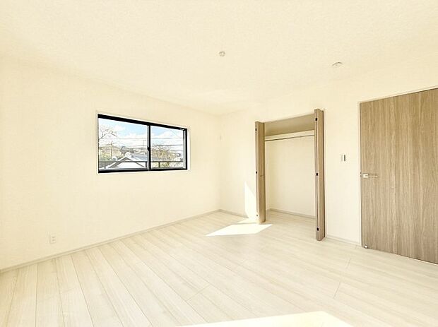 ■窓の配置や通気性の良い設計で部屋の空気がこもらず、常に新鮮な空気が流れます