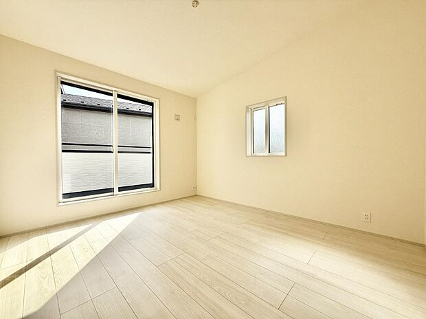 ■窓の配置や通気性の良い設計で部屋の空気がこもらず、常に新鮮な空気が流れます