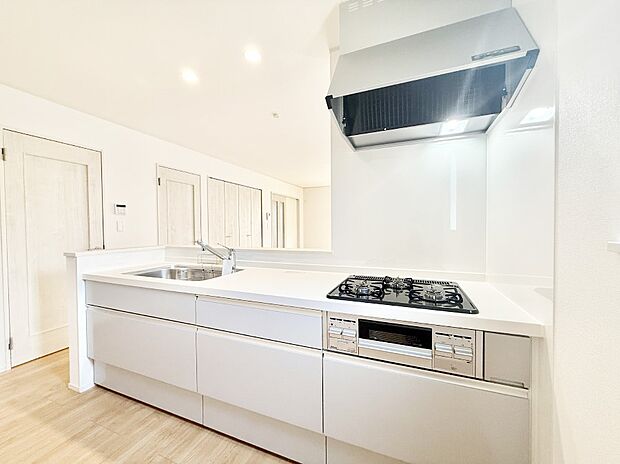 ■シンプルで美しく心地よい時間を生むキッチン空間