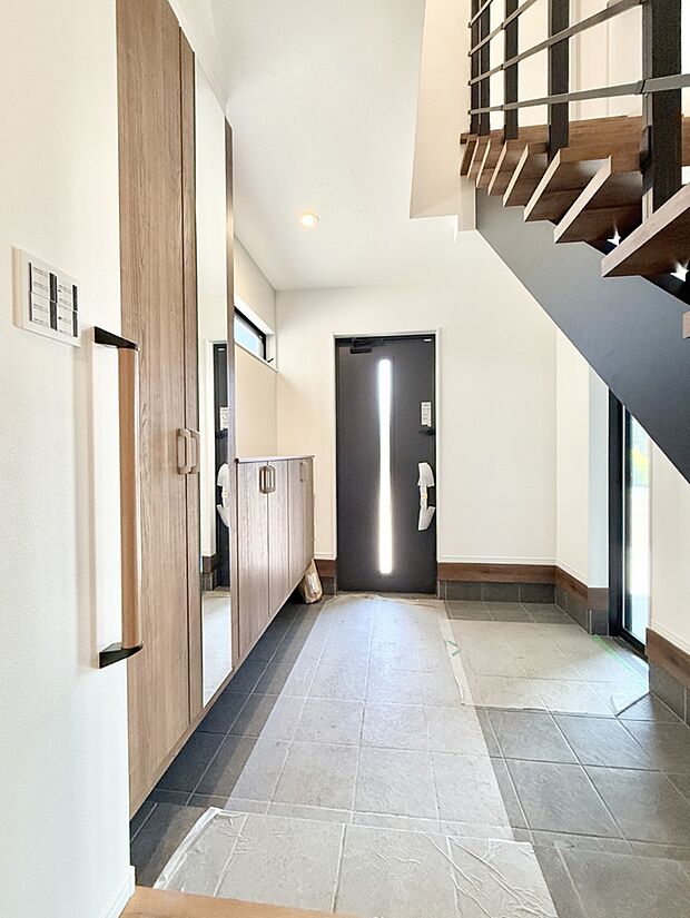 ■ ここから始まる一日、すっきり整った玄関