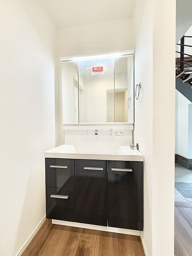 ■朝の準備がスムーズにできる広さです