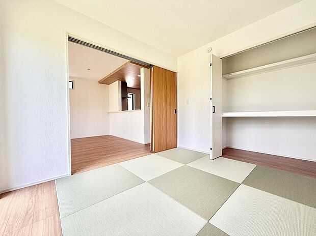 ■落ち着いた色合いのお部屋で穏やかな時間を楽しめます