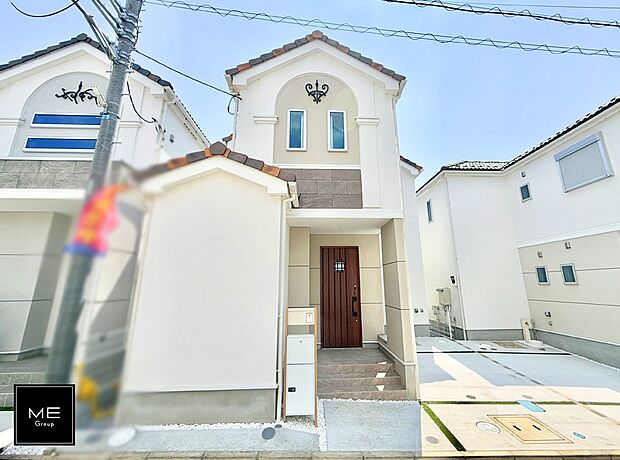 ■ 心地よい暮らしへとつながる、温かい玄関