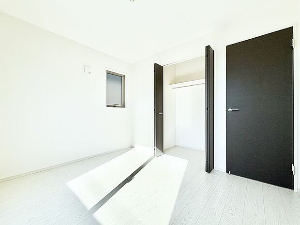 ■落ち着いた色合いのお部屋で穏やかな時間を楽しめます