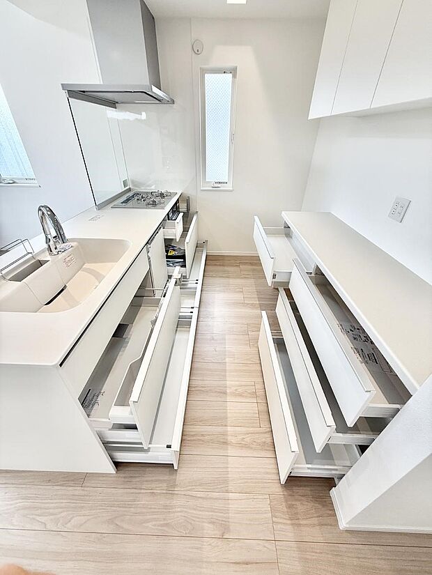 ■料理がもっと楽しくなる、快適なキッチン空間