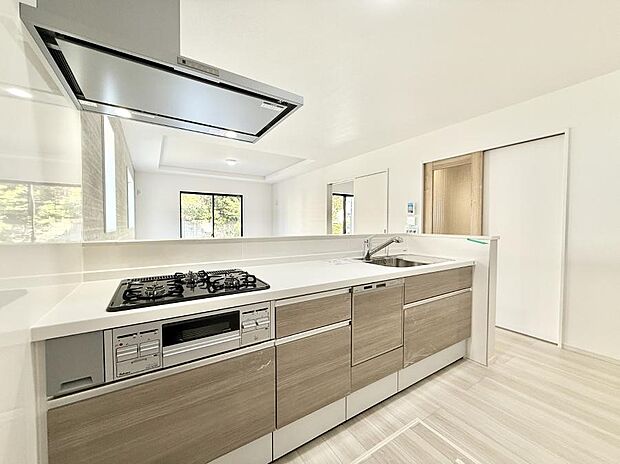 ■家族の絆を深める、温もりのあるキッチン