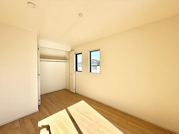 ■落ち着いた色合いのお部屋で穏やかな時間を楽しめます