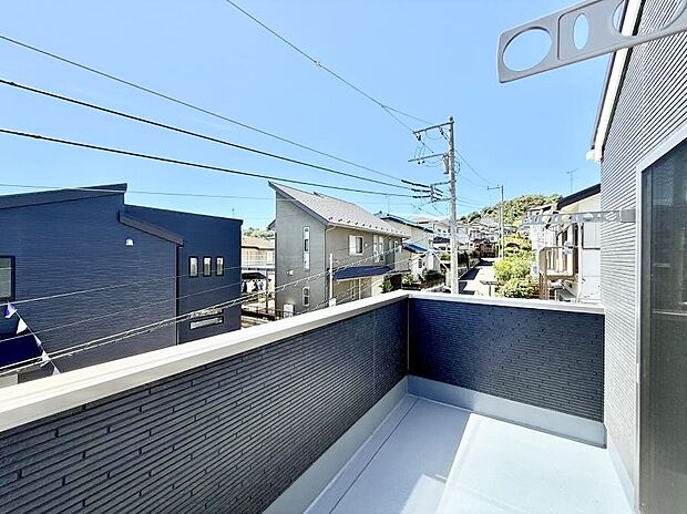 ■ 季節の移ろいを感じられる開放的な空間です