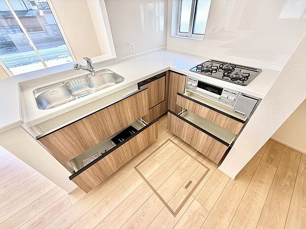 ■家族の絆を深める、温もりのあるキッチン