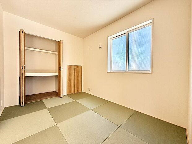 ■落ち着いた色合いのお部屋で穏やかな時間を楽しめます