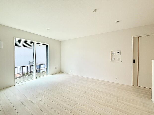 ■くつろぎと笑顔が集まる、心温まるリビング