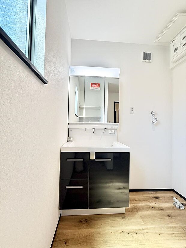 ■朝の準備がスムーズにできる広さです