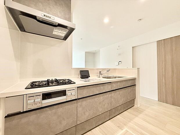 ■家族の絆を深める、温もりのあるキッチン