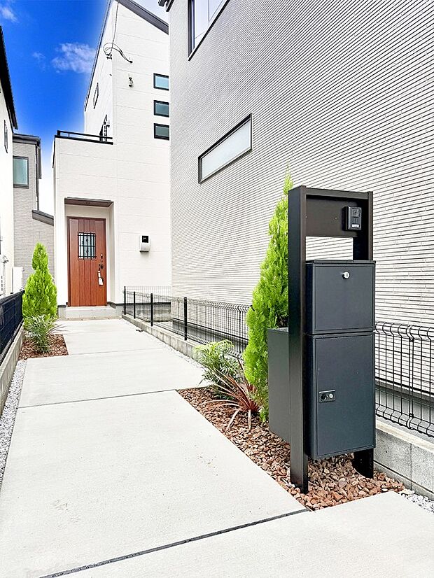 ■ 心地よい暮らしへとつながる、温かい玄関