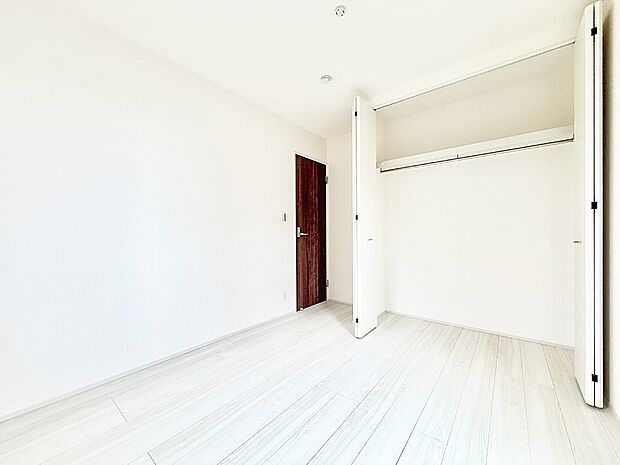 ■落ち着いた雰囲気のお部屋で心が安らぐ空間