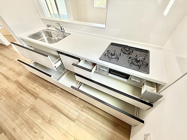 ■料理がもっと楽しくなる、快適なキッチン空間