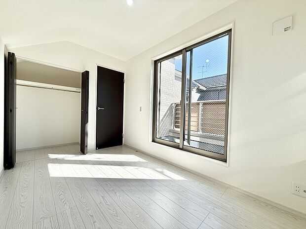 ■落ち着いた色合いのお部屋で穏やかな時間を楽しめます