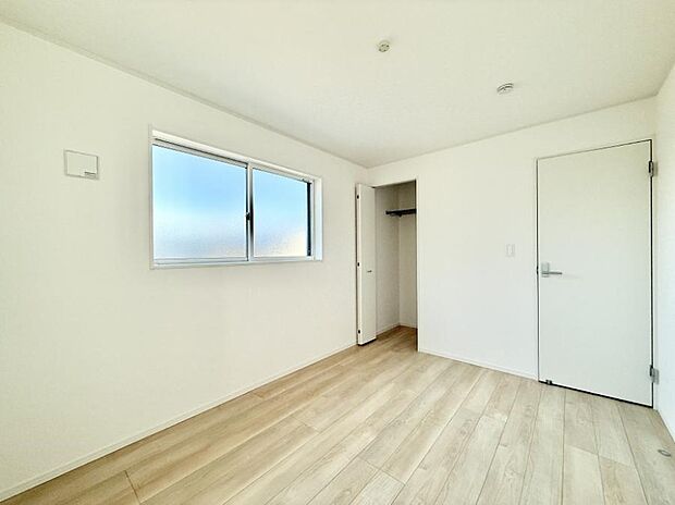 ■落ち着いた色合いのお部屋で穏やかな時間を楽しめます